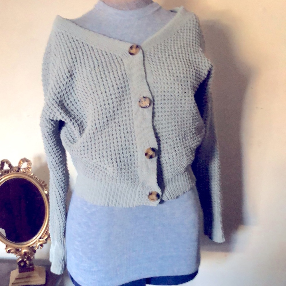 Cute posh goes great with jeans and skirts